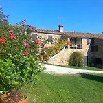 Due Piani Alojamento de Turismo Rural *